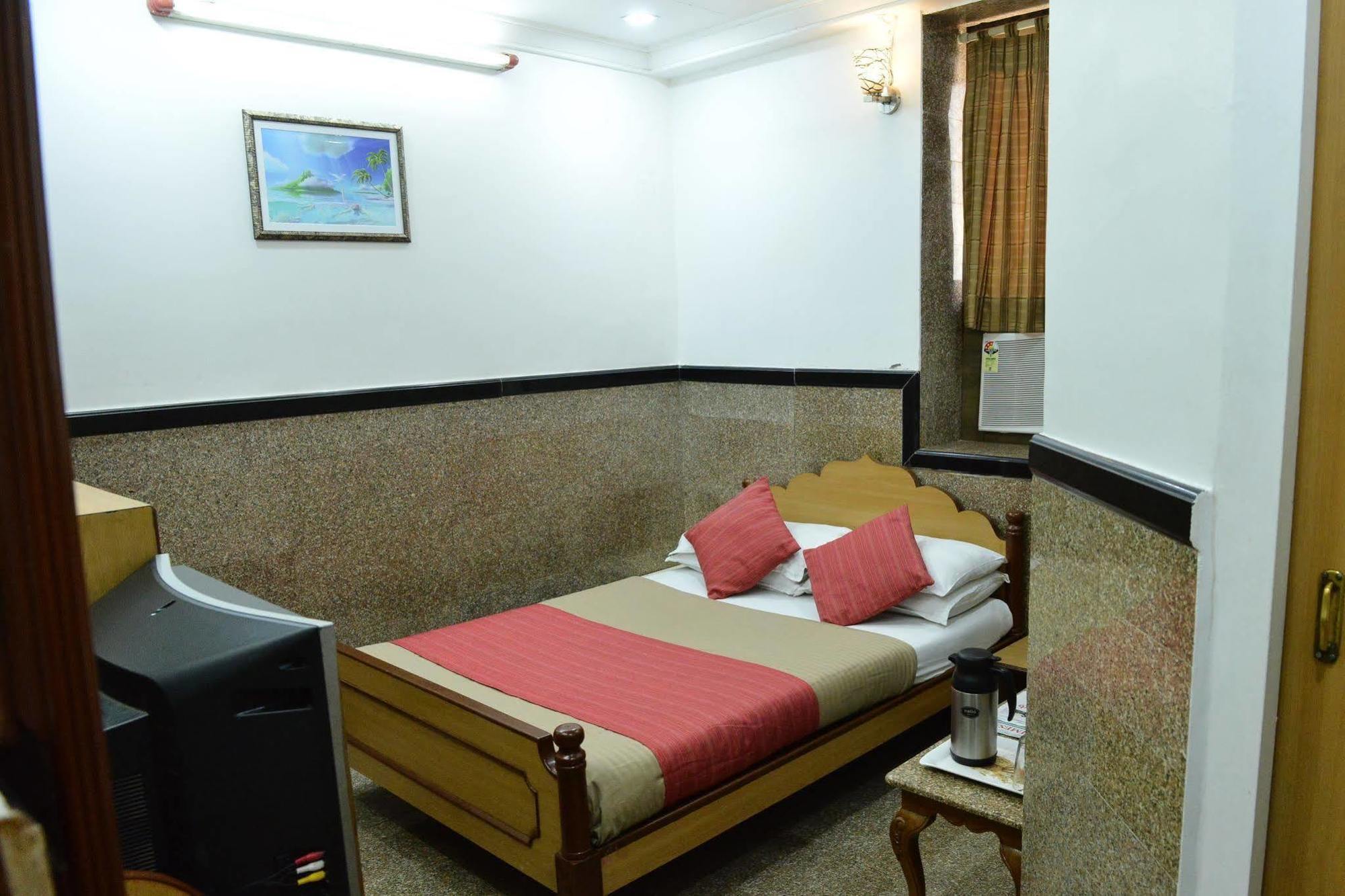 Hotel Royal Castle Bombay Extérieur photo
